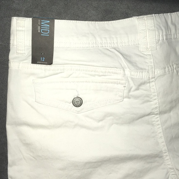 NWT WHITE AEROPOSTALE SHORTS - Picture 2 of 2